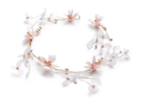 Trisa Celebride Zarte Blüten und Perlen im Boho Style Discount